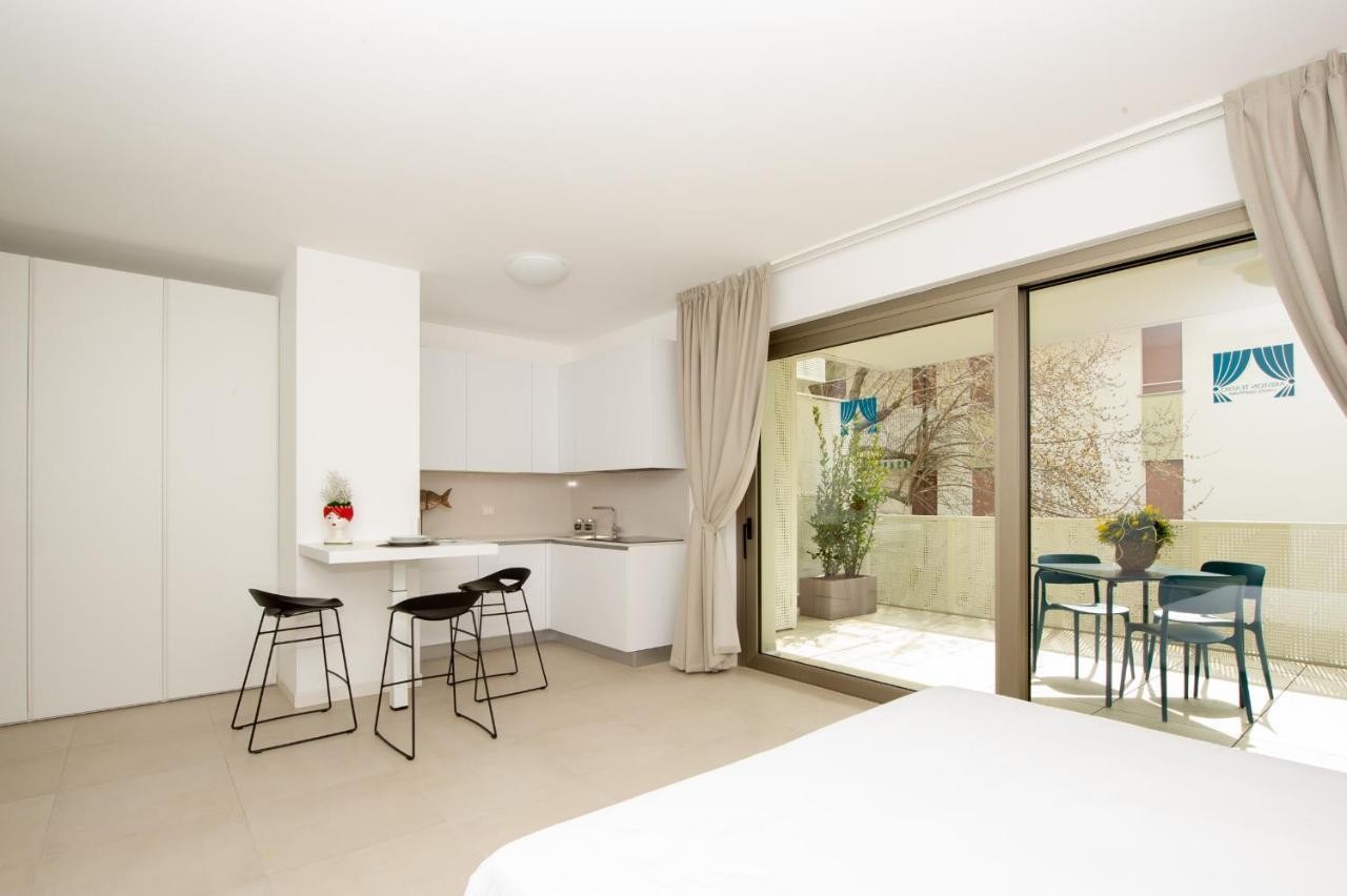 Ariston Teatro Luxury Aparthotel Grado Esterno foto