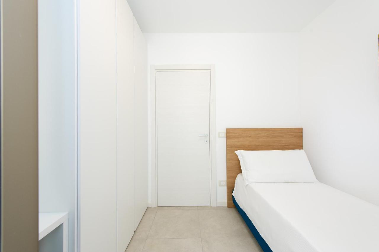 Ariston Teatro Luxury Aparthotel Grado Esterno foto